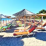 Mezonetes Toroni