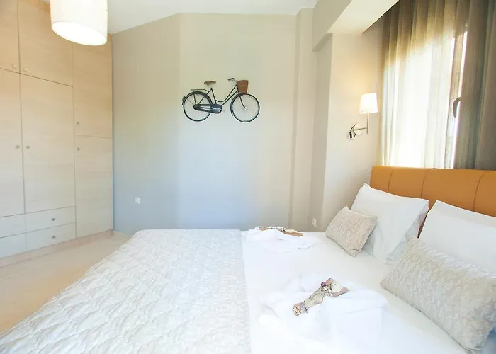 Mezonetes Daire Toroni